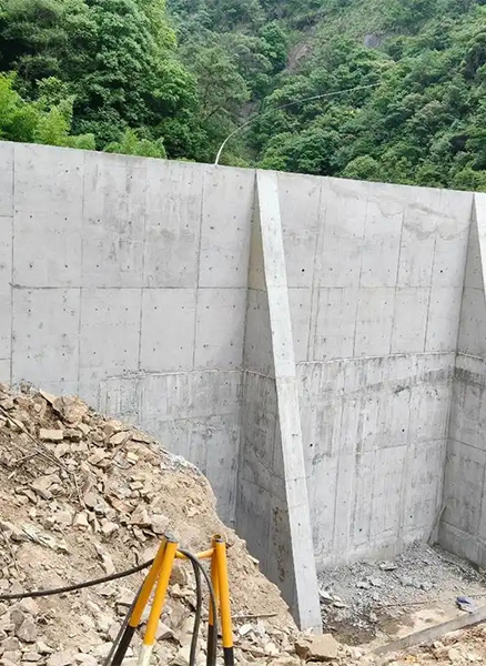 黄山歙县重力式挡土墙